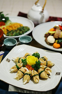 포토 JPG 그릇 접시 음식 주전자 잔 파슬리 사람없음 아웃포커스 장식 컵 오징어 단무지 해파리 유부 일본음식 국내포토 식기 채소 주방용품 연체동물 촬영기법 수중동물 자포동물 파일형식