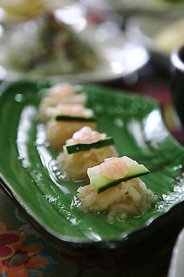 포토 JPG 그릇 접시 한식 음식 채소 오이 새우 근접촬영 사람없음 아웃포커스 해파리 냉채 해파리냉채 국내포토 식기 뷰포인트 촬영기법 갑각류 자포동물 파일형식