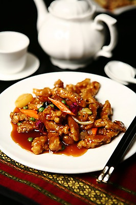 포토 JPG 그릇 접시 음식 젓가락 주전자 잔 육류 사람없음 아웃포커스 컵 중식 숟가락 튀김 탕수육 국내포토 식기 식재료 주방용품 촬영기법 수저 파일형식