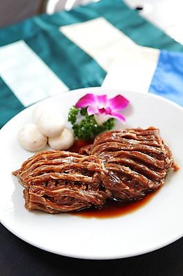 포토 JPG 그릇 접시 꽃 채소 식재료 파슬리 생고기 육류 사람없음 아웃포커스 장식 버섯 양념 갈비 칼집 양념갈비 국내포토 식물 식기 촬영기법 파일형식