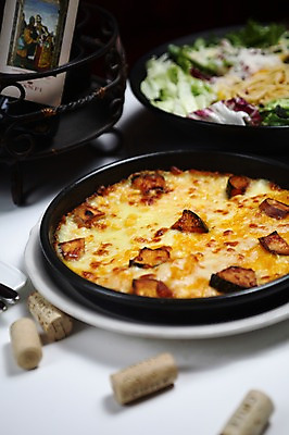 포토 JPG 그릇 접시 음식 파스타 서양음식 스파게티 사람없음 아웃포커스 코르크 그라탱 국내포토 식기 촬영기법 파일형식