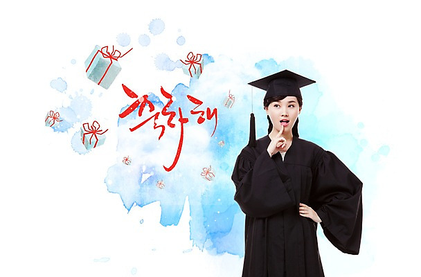 PSD 편집 편집이미지 문자 모자 학생 여자 교육 대학생 학사모 캘리편집 캘리그라피 졸업 손가락 새로움 선물 한명 서기 사람 동양인 손짓 상반신 성인 선물상자 손들기 기쁨 한국인 졸업가운 졸업선물 여자만 여자한명만 성인여자만 성인만 이미지편집 모자_잡화 1 손 잡화 감정 컨셉 모션 인종 상자 가운 파일형식