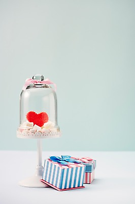 포토 JPG 스튜디오촬영 기념일 음식 백그라운드 화이트데이 디저트 실내 사탕 선물 사람없음 선물상자 상자 하트 달콤 오브젝트 국내포토 모양 데이이벤트 이벤트 내부 맛 파일형식