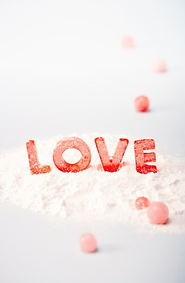 포토 JPG 스튜디오촬영 알파벳 기념일 음식 백그라운드 화이트데이 대문자 디저트 실내 사탕 사랑 근접촬영 사람없음 아웃포커스 단어 달콤 가루 오브젝트 국내포토 문자 영어 감정 뷰포인트 데이이벤트 촬영기법 이벤트 내부 맛 파일형식