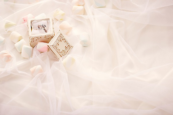 포토 JPG 스튜디오촬영 기념일 음식 백그라운드 장신구 화이트데이 디저트 실내 사탕 사람없음 아웃포커스 상자 반지 달콤 오브젝트 커플반지 망사 마시멜로우 국내포토 데이이벤트 촬영기법 이벤트 내부 직물 맛 파일형식