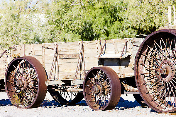 포토 JPG 해외이미지 외관 산업 북아메리카 사람없음 야외 미국 카트 바퀴 캘리포니아 옛날 해외202004 해외포토 아메리카 파일형식 이미지허브