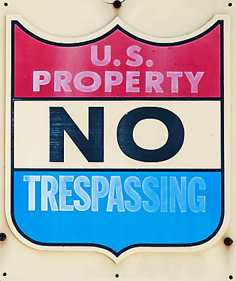 포토 JPG 해외이미지 나무 접시 도로 잎 통신 자연 경고 사람없음 목재 우주 금지 정보 시골 기록 메시지 사인 신호 장면 나무껍질 명패 세관 해외202004 해외포토 식물 식기 길 재료 교통시설 껍질 생태계 파일형식 관세청 이미지허브