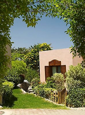 포토 JPG 해외이미지 백그라운드 자동차 사람없음 봄 달력 해외202004 해외포토 계절 육상교통 파일형식 이미지허브