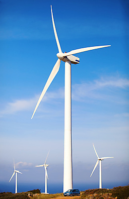 포토 JPG 해외이미지 식물 산업 밭 자동차 자연 하늘 바람 풍경 사람없음 야외 세로 초록색 파란색 농장 환경 탑 힘 재활용 풍차 발전기 에너지 흰색 네트워크 역 큼 생태계 프로펠러 순환 자원 세대 방앗간 혁명 개발 생태학 많음 해외202004 해외포토 자연요소 건축물 교육 육상교통 컬러 컨셉 농업 교통시설 모션 날씨 발전소 크기 친환경 파일형식 이미지허브