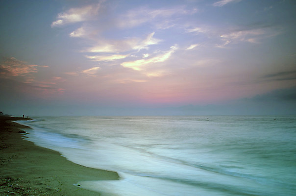 포토 JPG 해외이미지 구름 행복 포스터 모래 파도 바다 여행 백그라운드 오렌지 아프리카 자연 하늘 날씨 휴가 휴식 풍경 사람없음 물 여름 컬러풀 햇빛 태양 평화 일출 맑음 황혼 일몰 새벽 황금 야간 휴양지 석호 우크라이나 해외202004 해외포토 자연요소 계절 감정 유럽 나라 컬러 컨셉 과일 노을 장소 생태계 파일형식 이미지허브