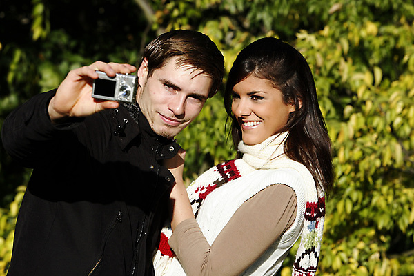 포토 JPG 해외이미지 나무 공원 여자 남자 잎 자연 휴식 함께함 사랑 사람 야외 두명 사진촬영 우정 기쁨 아내 쌍 그림 슛 보물 해외202004 해외포토 식물 공공시설 감정 컨셉 친구 촬영 생태계 파일형식 이미지허브