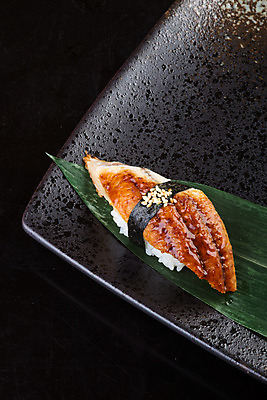 포토 JPG 해외이미지 밥 사람없음 초밥 해물요리 장어 훈제 해외202004 해외포토 음식 어류 해산물 일본음식 파일형식 이미지허브