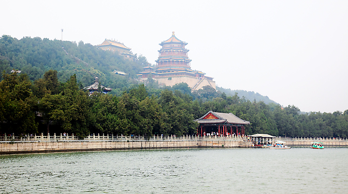 포토 JPG 해외이미지 공원 여행 하늘 휴가 사람없음 파란색 탑 중국 궁전 숲 심볼 호기심 베이징 천연기념물 해외202004 해외포토 건축물 공공시설 감정 아시아 컬러 컨셉 고건축 파일형식 이미지허브