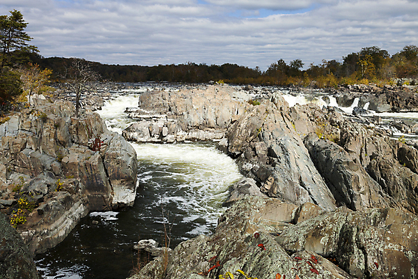 포토 JPG 해외이미지 나무 구름 공원 여행 이동 겨울 모션 자연 하늘 풍경 사람없음 야외 물 강 달리기 계곡 미국 폭포 흐름 가을 액체 급류 큼 땅 합성 장면 암초 내추럴 전국 해외202004 해외포토 자연요소 식물 계절 공공시설 컨셉 북아메리카 크기 생태계 파일형식 이미지허브
