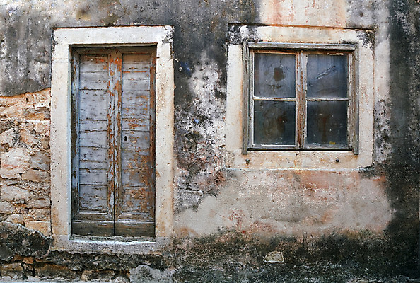 포토 JPG 해외이미지 유럽 건축양식 창문 날씨 주택 사람없음 야외 가로 문 도시 버리기 질감 크로아티아 그런지 썩음 옛날 해외202004 해외포토 건축 나라 모션 건물 파일형식 이미지허브