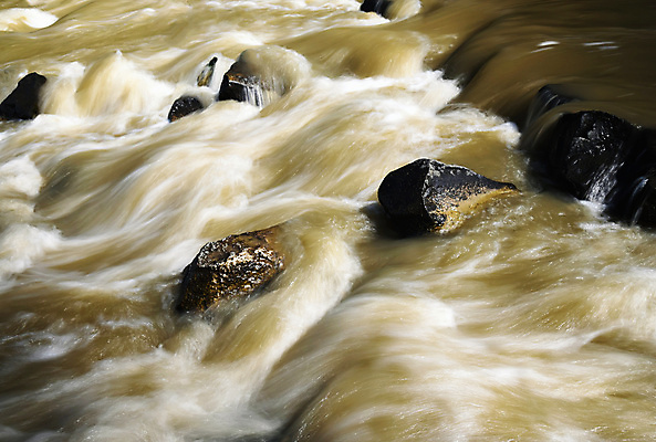 포토 JPG 해외이미지 파도 백그라운드 모션 자연 풍경 사람없음 야외 초록색 물 여름 강 갈색 환경 골짜기 봄 폭포 흐름 바위 흰색 개울 황금 닫기 볼륨 홍수 속도 분무기 내추럴 해외202004 해외포토 자연요소 계절 바다 컬러 컨셉 돌_바위 자연재해 생태계 파일형식 이미지허브