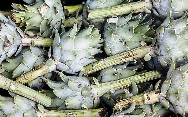 포토 JPG 해외이미지 식물 잡화 꽃 음식 줄기 잎 농업 다이어트 채소 재료 자연 건강 요리 사람없음 초록색 농작물 농장 정원 수확 흰색 신선 시장 맛 다발 지중해 먹기 유기농 원예 날것 모음 흙더미 슈퍼마켓 식용 아티초크 채식주의자 해외202004 해외포토 웰빙 산업 바다 컬러 컨셉 모션 취미 상점 흙 생태계 채식 파일형식 더미 이미지허브