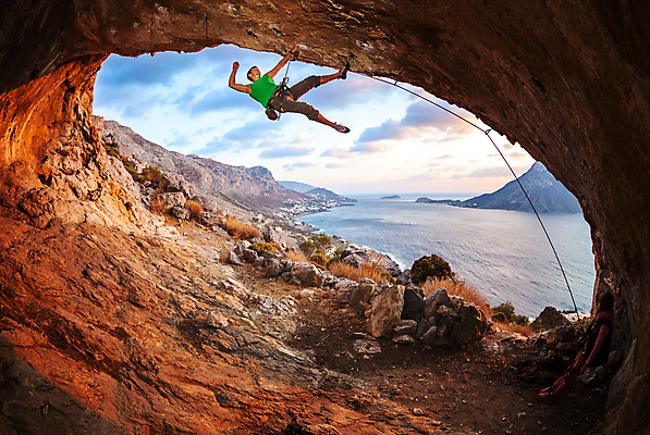 포토 JPG 해외이미지 주간 전신 구름 남자 밧줄 바다 하늘 매달리기 한명 성인 야외 옆모습 암벽 암벽등반 암벽등반가 성인남자한명만 해외202004 해외포토 자연요소 1 줄 뷰포인트 모션 사람 등산 남자한명만 성인남자만 파일형식 이미지허브