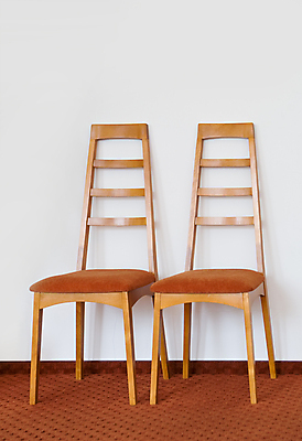 포토 JPG 해외이미지 디자인 벽 가구 2 의자 휴식 바닥 앉기 사람없음 내부 목재 장식 빨간색 3D 카펫 흰색 리빙 쉬운 스타일 안락 해외202004 해외포토 나무 컬러 생활용품 컨셉 재료 모션 디지털합성 파일형식 이미지허브