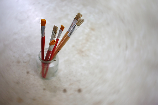 포토 JPG 해외이미지 직업 디자인 교육 백그라운드 컨셉 유리 수업 수채화 창조 미술 취미 사람없음 목재 초록색 파란색 세트 컬러풀 페인트 장비 수확 흰색 도구 공구 시골 붓 항아리 그리기 그룹 팔레트 오브젝트 그림 질감 예술가 캔버스 페인트붓 화가 중고 아크릴 해외202004 해외포토 나무 컬러 농업 재료 모션 재질 문화예술 도자기 파일형식 이미지허브