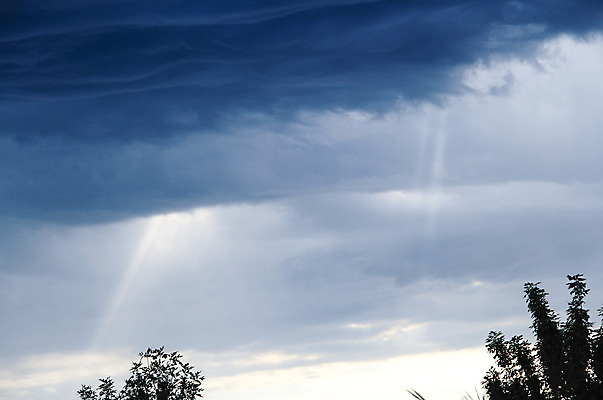 포토 JPG 해외이미지 구름 바다 백그라운드 겨울 밭 자연 하늘 날씨 추상 풍경 사람없음 건물 초록색 물 여름 파란색 어둠 힘 흰색 질감 폭풍 뇌우 폭풍우 해외202004 해외포토 자연요소 건축물 계절 컬러 무늬 농업 비_날씨 자연재해 생태계 파일형식 이미지허브