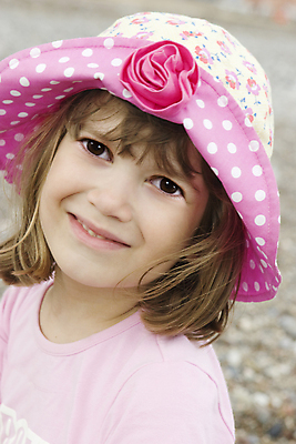 포토 JPG 해외이미지 공원 여자 행복 어린이 한명 야외 활발 기쁨 파나마 해외202004 해외포토 1 공공시설 감정 컨셉 사람 남아메리카 파일형식 이미지허브