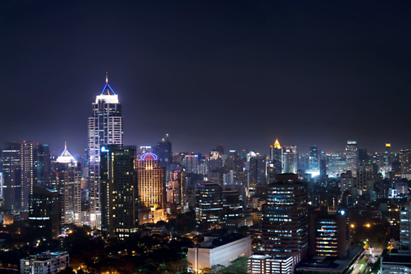 포토 JPG 해외이미지 구름 공원 아시아 여행 비즈니스 건축양식 창문 태국 호텔 거리 아파트 동양인 풍경 사람없음 건물 세로 금융 도시풍경 사무실 탑 항구 고층빌딩 도시 도심 야간 큼 방콕 콘도 지역 타운 스카이라인 물류 대칭 블러 해외202004 해외포토 자연요소 건축물 공공시설 건축 나라 교통시설 숙소 주택 인종 빌딩 경제 크기 파일형식 이미지허브