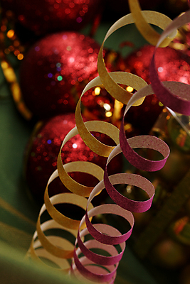 포토 JPG 해외이미지 전통 계절 크리스마스 겨울 공 휴가 새해 기념 사람없음 장식 축제 화환 장식볼 12월 해외202004 해외포토 기념일 꽃 날짜 파일형식 이미지허브