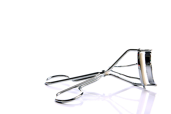 포토 JPG 해외이미지 여자 사람없음 유행 금속 화장품 장비 속눈썹 흰배경 작업도구 해외202004 해외포토 백그라운드 재질 사람 뷰티 흰색 도구 눈썹 파일형식 이미지허브