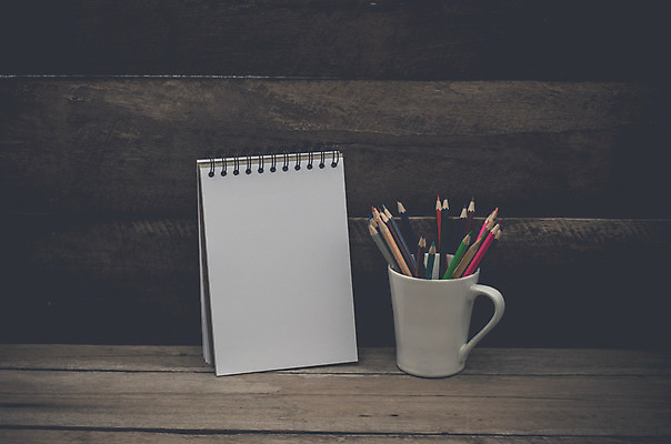 포토 JPG 해외이미지 디자인 교육 포스터 종이 벽 백그라운드 패턴 자연 표면 날씨 프레임 나선형 미술 사람없음 목재 사무실 연필 펜 갈색 우주 쪽지 공책 봄 공백 수확 골동품 흰색 판넬 거친 그리기 메시지 널 스케치 수집 질감 복고 페이지 공지사항 시트 패드 수목 양피지 해외202004 해외포토 나무 계절 컬러 무늬 농업 비즈니스 재료 모션 문화예술 문구용품 학용품 필기구 생태계 파일형식 이미지허브