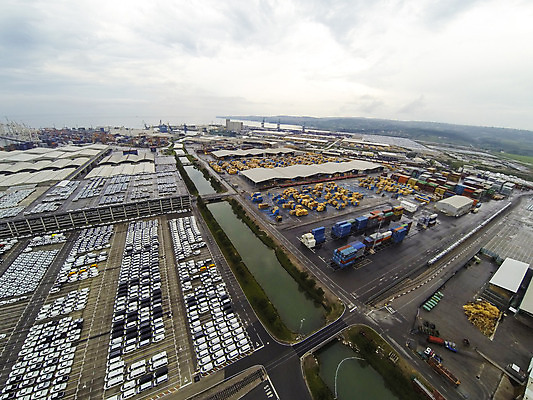 포토 JPG 해외이미지 공원 도로 선 패턴 자동차 거리 서기 사람없음 빨간색 우주 흰색 도시 변화 선택 상품 큼 주차 아스팔트 고객 지역 제비 자동 줄서기 뺏기 해외202004 해외포토 공공시설 길 육상교통 컬러 컨셉 무늬 교통시설 모션 조류 크기 파일형식 이미지허브