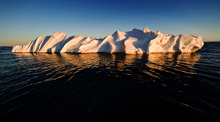 포토 JPG 해외이미지 유럽 호수 여행 백그라운드 겨울 자연 유리 하늘 날씨 풍경 사람없음 야외 가로 물 파란색 빛 글로벌 햇빛 반사 환경 냉동 얼음 봄 거울 추위 흰색 오픈 크리스탈 북극 빙하 장면 빙산 천국 내추럴 웅장함 해외202004 해외포토 자연요소 계절 나라 컬러 재질 태양 광석 극지방 생태계 파일형식 이미지허브