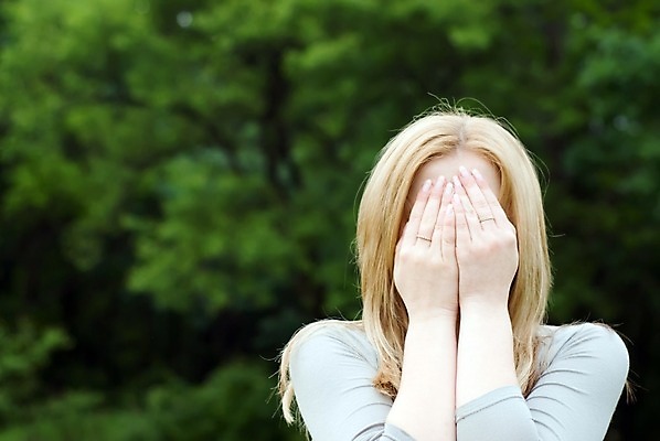 포토 JPG 해외이미지 나무 식물 공원 여자 자연 사람 사람없음 야외 10대 초록색 봄 덮개 시골 숲 숨김 숨기 해외202004 해외포토 계절 공공시설 컬러 컨셉 모션 청소년 뚜껑 생태계 파일형식 이미지허브