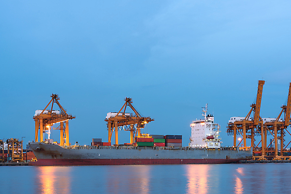 포토 JPG 해외이미지 산업 바다 비즈니스 교통시설 사람없음 항구 화물 보트 컨테이너 기중기 무역 짐차 포트 물류 대패 수입 해외202004 해외포토 교통 배_교통 자동차 운송업 중장비 시설 파일형식 이미지허브