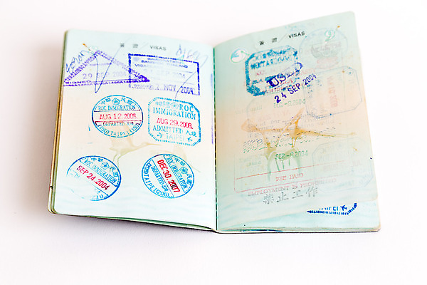 포토 JPG 해외이미지 아이콘 여행 비즈니스 휴가 사람없음 세계 글로벌 공백 공항 수집 심볼 출발 문서 보안 여권 신분 우표 시민 고립 비자 신분증 전국 이민 세관 해외202004 해외포토 이동 컨셉 교통시설 안전 국민 증명서 파일형식 관세청 이미지허브