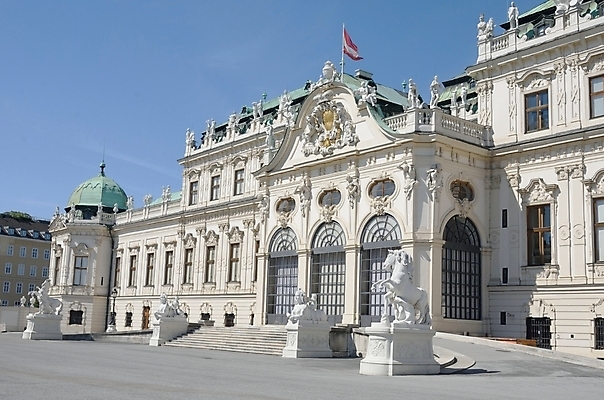 포토 JPG 해외이미지 외관 공원 유럽 여행 건축양식 풍경 사람없음 건물 정원 궁전 도시 역사 비엔나 오스트리아 박물관 천연기념물 바로크 옛날 스타일 해외202004 해외포토 건축물 공공시설 건축 나라 고건축 파일형식 이미지허브