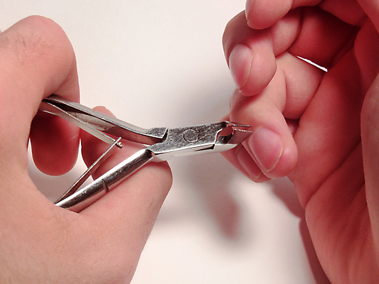 포토 JPG 해외이미지 직업 라이프스타일 손가락 건강 관리 사람 사람없음 치료 흰색 공구 업무 못 손톱관리 손톱 자르기 청소 피부 순서 돌봄 위생관리 해외202004 해외포토 손 컬러 의학 모션 생활 신체부위 도구 작업 네일아트 파일형식 이미지허브