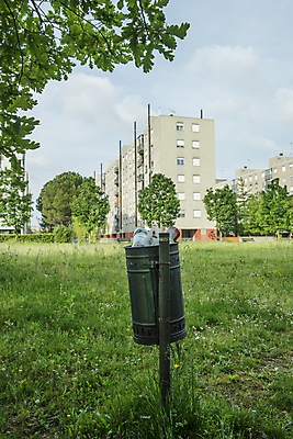 포토 JPG 해외이미지 공원 종이 백그라운드 컨셉 자연 거리 사람없음 야외 빨간색 초록색 파란색 컬러풀 노란색 바구니 환경 금속 정원 재활용 쓰레기통 도시 던지기 캔 쓰레기 폐기물 컨테이너 플라스틱 거절 수집 버리기 오브젝트 에코 일반 낭비 고립 생태학 폐휴지 해외202004 해외포토 공공시설 교육 산업 컬러 모션 재질 화장지 친환경 생태계 파일형식 이미지허브