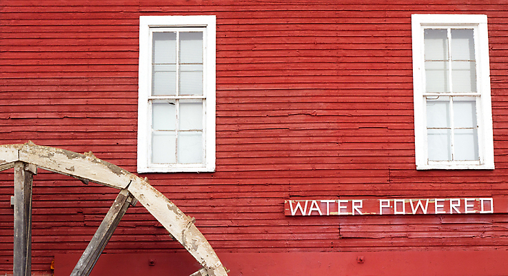 포토 JPG 해외이미지 외관 벽 사람없음 빨간색 물 힘 에너지 수확 바퀴 사과 방앗간 외양간 해외202004 해외포토 자연요소 컬러 농업 과일 파일형식 이미지허브