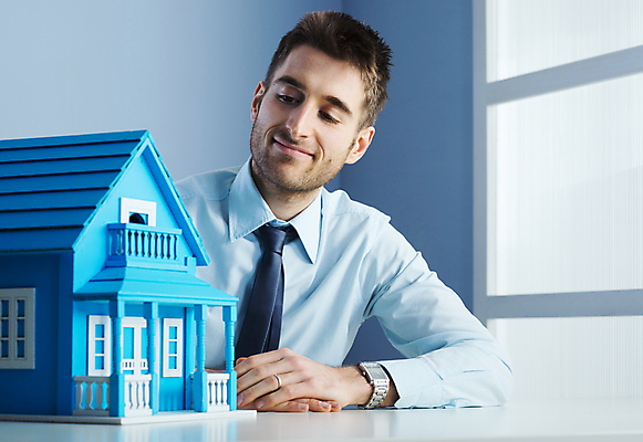 포토 JPG 해외이미지 청소년 부동산 주택 한명 사람 성인 판매 믿음 비즈니스맨 구매 건축가 투자 성인남자만 해외202004 해외포토 직업 1 남자 감정 비즈니스 건물 쇼핑 직장인 재산 남자만 성인만 파일형식 이미지허브