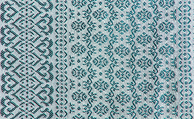 포토 JPG 해외이미지 전통 손 디자인 옷 백그라운드 패턴 바지 태국 자연 벽지 표면 추상 미술 사람없음 장식 파란색 청춘 컬러풀 유행 어둠 직물 도시 면 고급 실크 남색 심볼 질감 땀 캔버스 섬유 그런지 옛날 정교 핸드메이드 스타일 해외202004 해외포토 아시아 컬러 컨셉 무늬 하의 문화예술 신체부위 생태계 파일형식 이미지허브