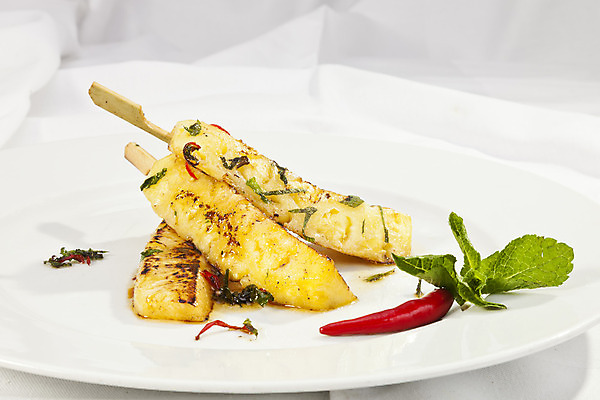 포토 JPG 해외이미지 식물 라이프스타일 음식 줄기 조각 잎 다이어트 과일 부분 자연 디저트 건강 사람없음 초록색 노란색 신선 소나무 닫기 달콤 맛 그릴 자르기 민트 묘사 파인애플 상쾌 유기농 날것 슬라이스 하와이 꿀 내추럴 숙성 이국적 채식주의자 해외202004 해외포토 나무 웰빙 감정 컬러 컨셉 모션 주방용품 생활 미국 허브 열대과일 생태계 채식 파일형식 이미지허브