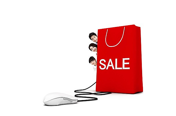 PSD 편집 편집이미지 여자 남자 딸 어린이 가족 엄마 모바일 웃음 사람 동양인 소녀 이벤트 상반신 성인 그래픽 세명 쇼핑 쇼핑백 3D 세일 컴퓨터용품 한국인 마우스 아빠 입체 온라인쇼핑 모바일쇼핑 전자상거래 편집3D 가방 관계 표정 인종 디지털합성 오브젝트 온라인 파일형식