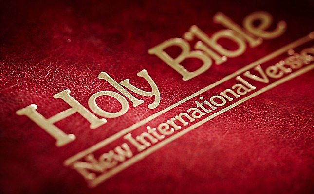 포토 JPG 스튜디오촬영 기독교 종교 백그라운드 종교용품 기독교용품 실내 근접촬영 사람없음 아웃포커스 성경 오브젝트 국내포토 뷰포인트 촬영기법 내부 파일형식