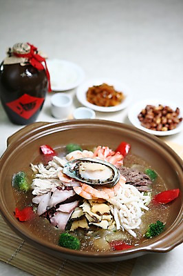 포토 JPG 그릇 접시 음식 채소 술잔 술병 피망 잔 새우 육류 사람없음 아웃포커스 컵 중식 얼음 닭고기 해물요리 병 냄비 브로콜리 해산물 오징어 문어 전복 육수 국내포토 자연요소 식기 식재료 병_용기 어패류 연체동물 주류 촬영기법 갑각류 수중동물 솥 파일형식