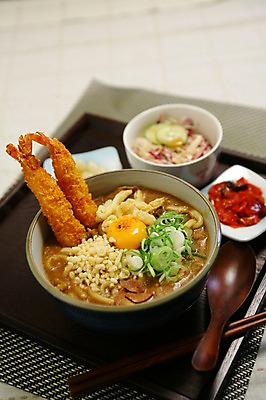 포토 JPG 그릇 접시 채소 젓가락 쟁반 수저 사람없음 아웃포커스 계란 숟가락 대접 파 새우튀김 튀김우동 일본음식 국내포토 식기 음식 새우 촬영기법 알 튀김 우동 파일형식