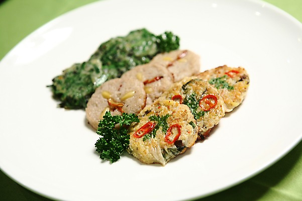 포토 JPG 그릇 접시 한식 음식 채소 고추 파슬리 근접촬영 사람없음 아웃포커스 동그랑땡 전 부침개 모듬전 국내포토 식기 뷰포인트 촬영기법 파일형식