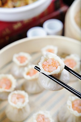 포토 JPG 그릇 음식 젓가락 잔 들기 사람없음 아웃포커스 컵 중식 만두 찜 딤섬 찜기 국내포토 식기 모션 주방용품 촬영기법 수저 파일형식