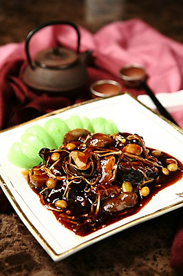 포토 JPG 그릇 접시 음식 채소 술잔 젓가락 주전자 잔 사람없음 아웃포커스 컵 중식 버섯 볶음 청경채 은행열매 국내포토 식기 열매 주방용품 촬영기법 수저 파일형식