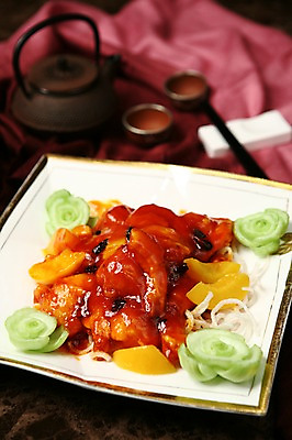 포토 JPG 그릇 접시 음식 채소 술잔 젓가락 주전자 잔 새우 사람없음 아웃포커스 장식 컵 중식 복숭아 새우요리 깐쇼새우 국내포토 식기 과일 주방용품 촬영기법 수저 갑각류 파일형식